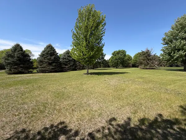 TBD Bay Oaks Drive, Albert Lea, MN 56007
