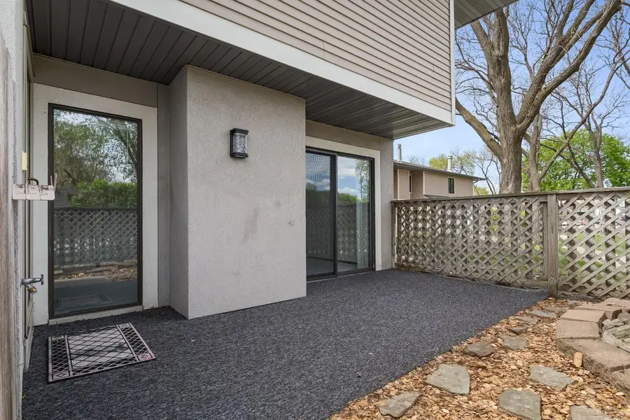 1115 Landmark Trail S, Hopkins, MN 55343 - #2