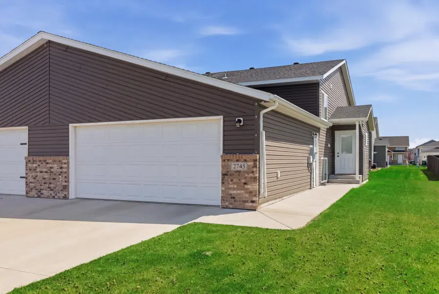 2745 10th Street W, West Fargo, ND 58078 - #2