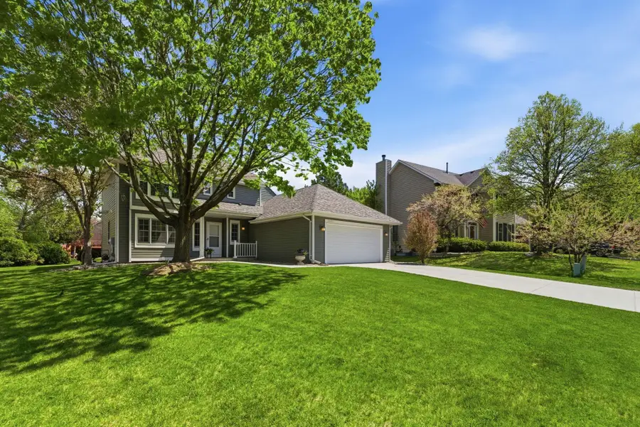 8655 Shepherd Way, Eden Prairie, MN 55347 - #2