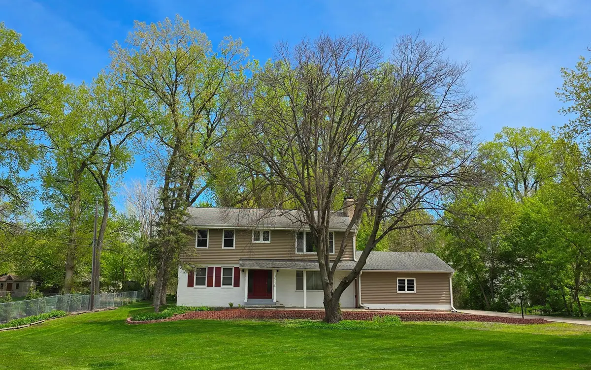 5300 33rd Avenue N, Golden Valley, MN 55422 - #1