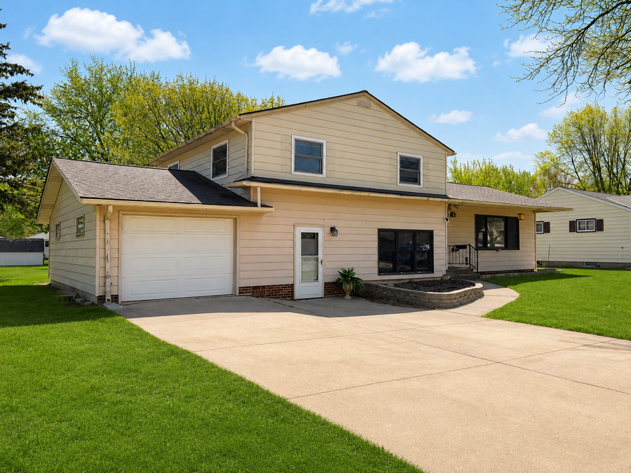 3029 Oak Avenue, Slayton, MN 56172 - #2