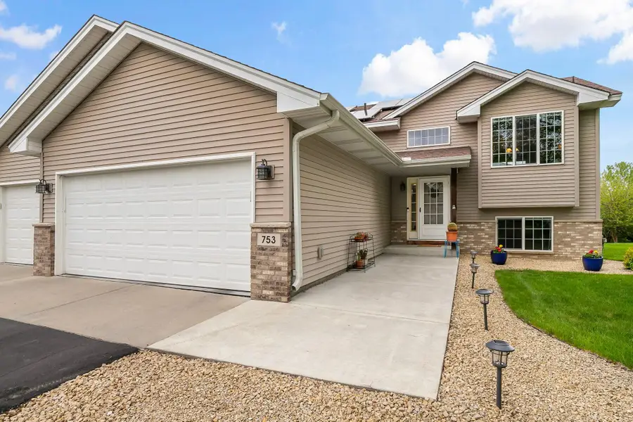 753 103rd Avenue Ne, Blaine, MN 55434 - #2