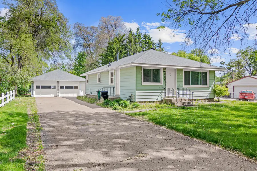 909 Jefferson Street, Anoka, MN 55303 - #2