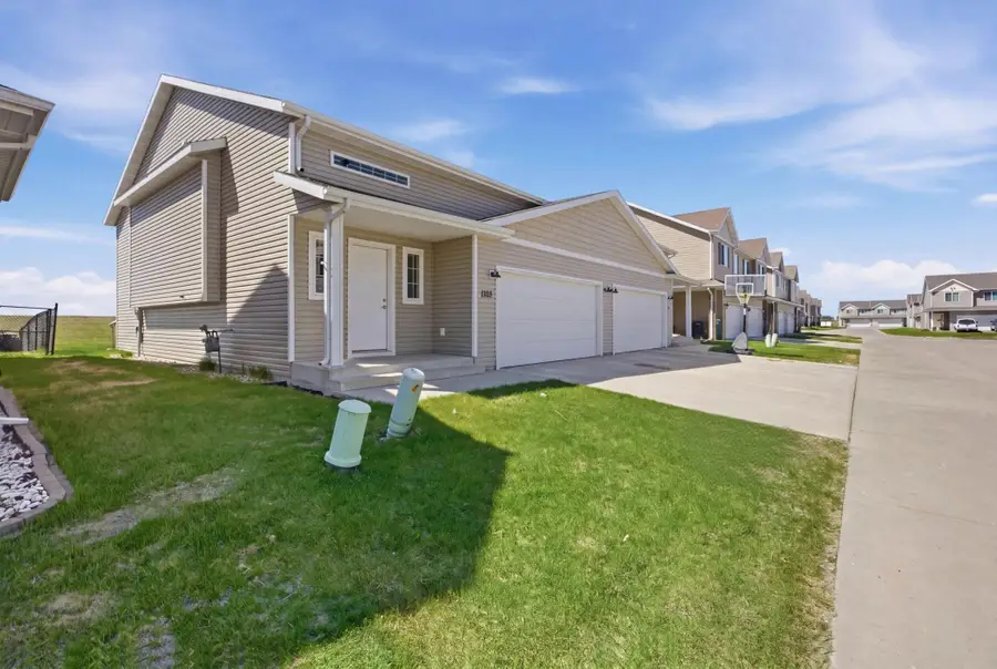 1322 Westport Beach Way, West Fargo, ND 58078 - #2