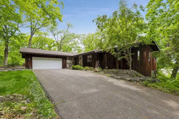 1 Snowy Owl Lane, North Oaks, MN 55127