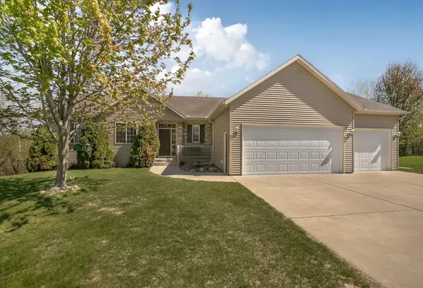 1835 Star Drive, Sauk Rapids, MN 56379