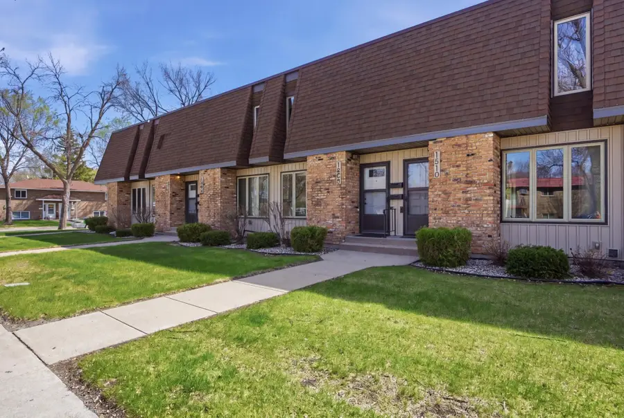 1510 16 1/2 Street S, Fargo, ND 58103 - #2
