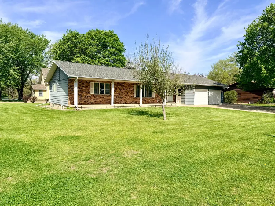 615 Lake Avenue E, Fulda, MN 56131 - #3