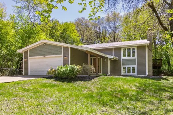 2542 147th Lane Ne, Ham Lake, MN 55304