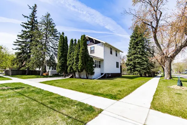 618 Oak Street N, Fargo, ND 58102