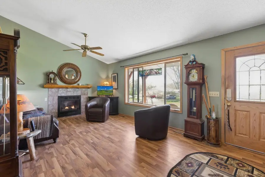 654 77th Street Se, Delano, MN 55328 - #3