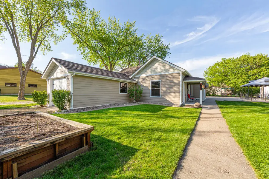 311 Wabasha Street, Saint Peter, MN 56082 - #3