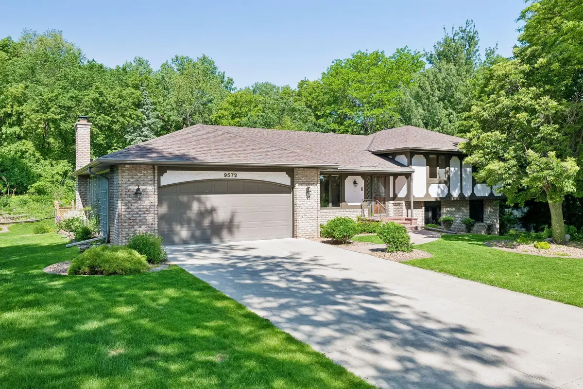 9572 Morris Circle, Bloomington, MN 55437 - #1