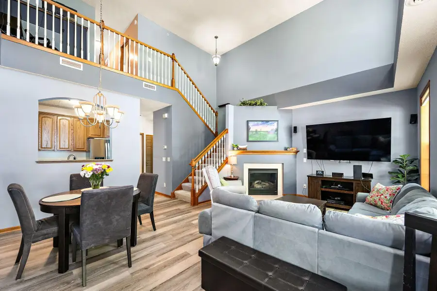 1015 Traditions Court, Chaska, MN 55318 - #2