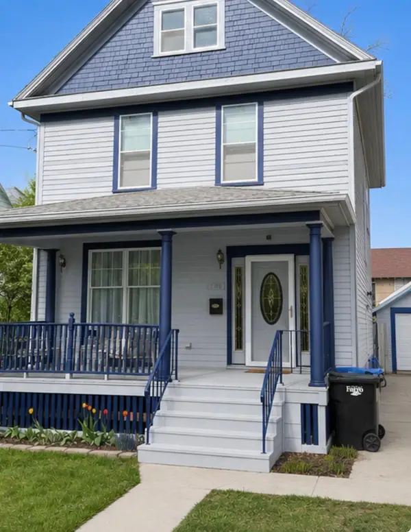 205 S 14th Street S, Fargo, ND 58103