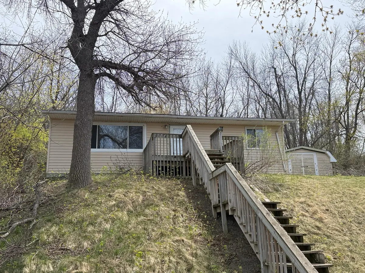 622 Valley Avenue Se, Valley City, ND 58072 - #1