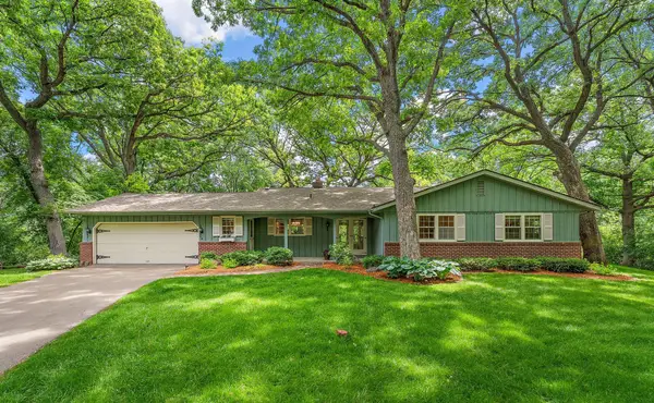 13040 132nd Street W, Apple Valley, MN 55124