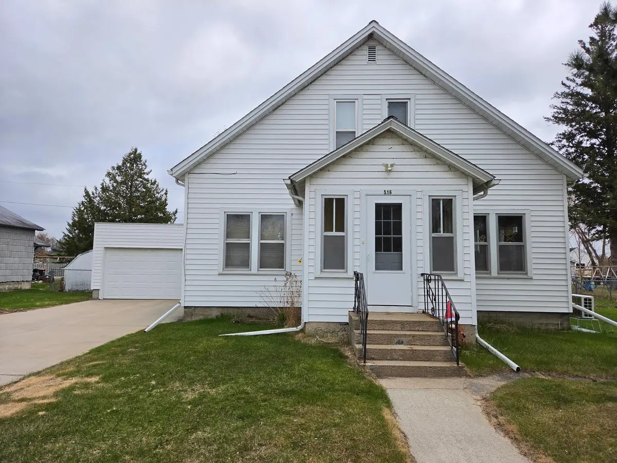 516 4th Street Se, Deer River, MN 56636 - #1