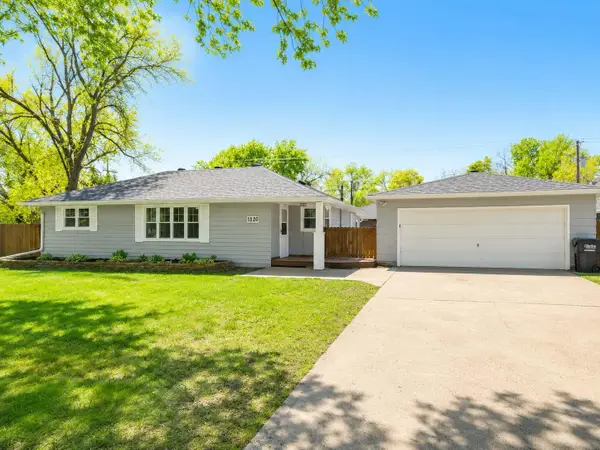 1820 Oak Street, Hastings, MN 55033