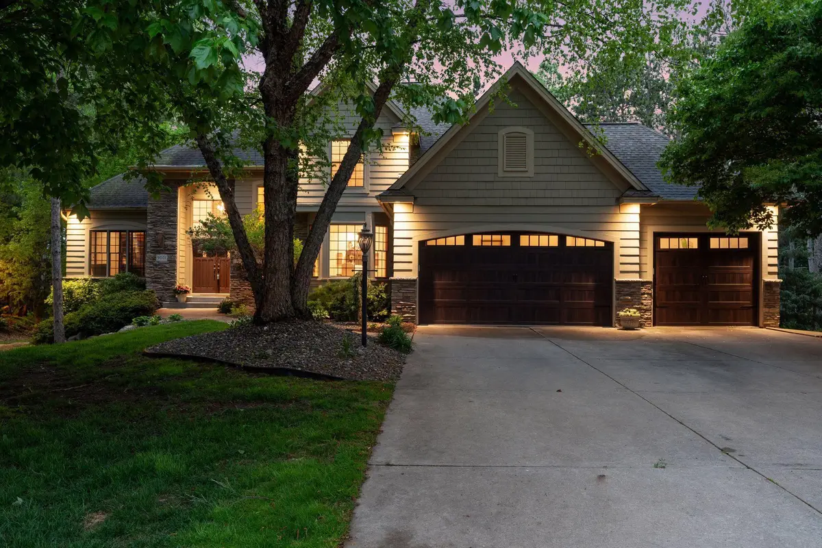 9001 Springwood Drive, Woodbury, MN 55125 - #1