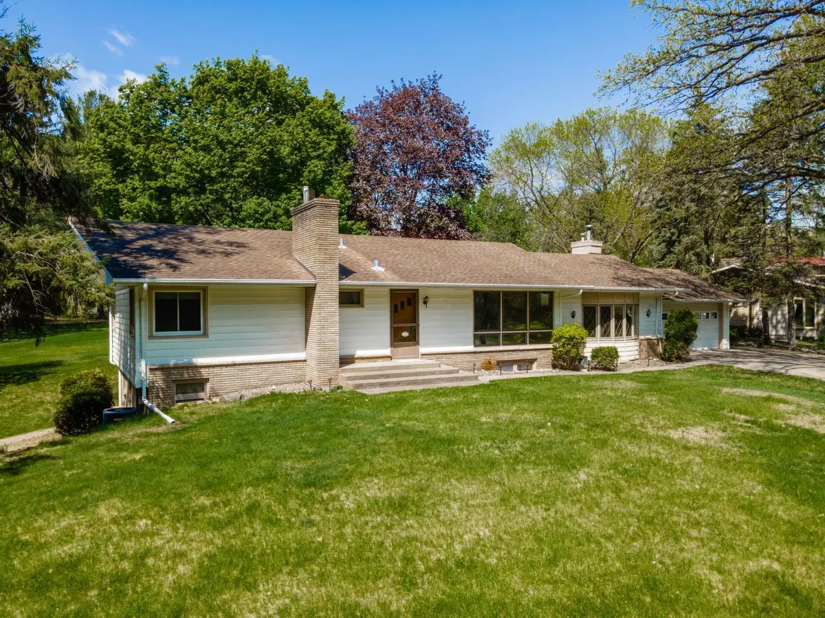 1125 Oakview Lane N, Plymouth, MN 55441 - #1