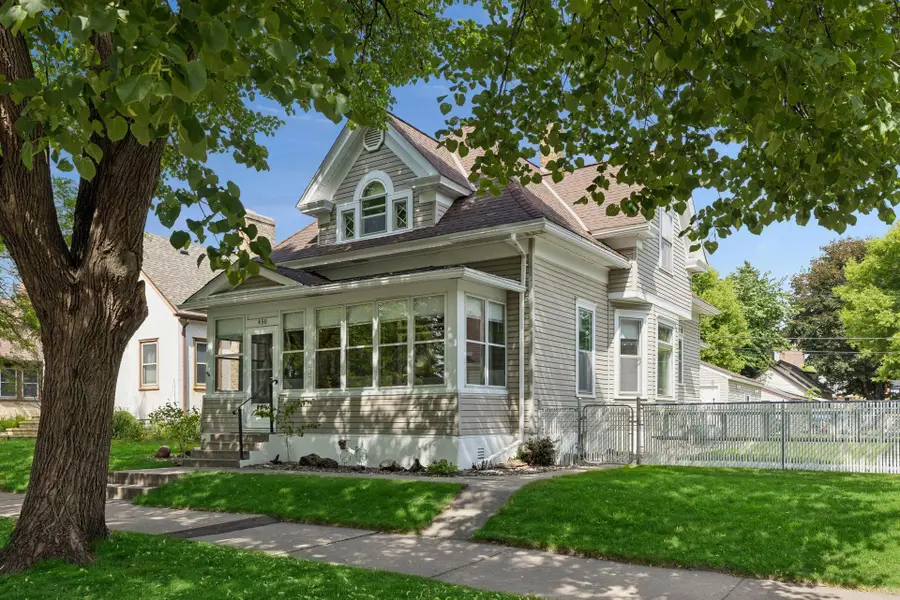 430 Arbor Street, Saint Paul, MN 55102 - #2