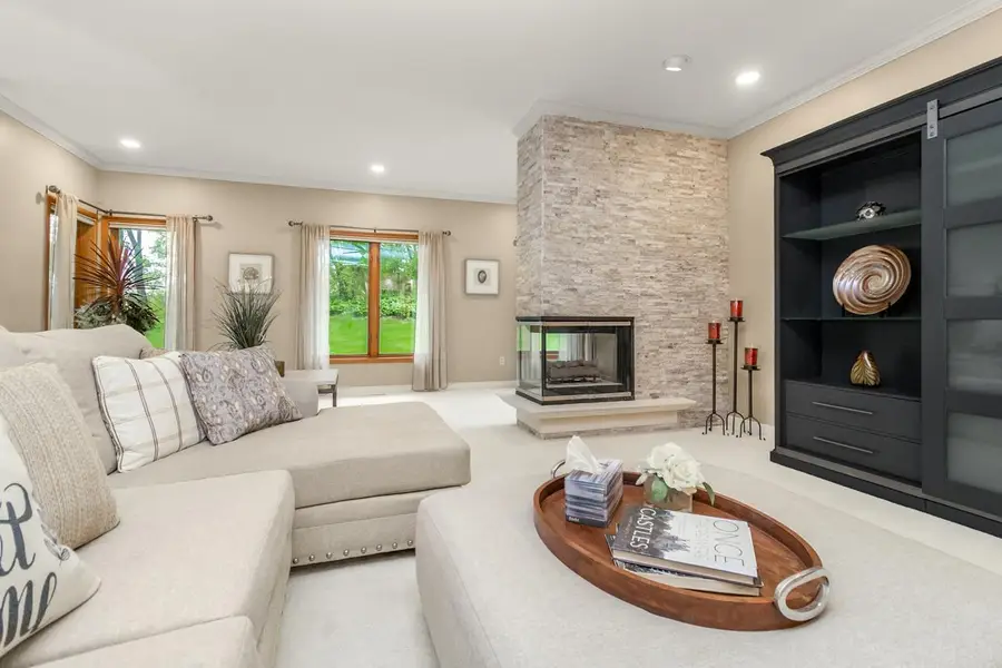 1900 Victoria Road S #C, Mendota Heights, MN 55118 - #2