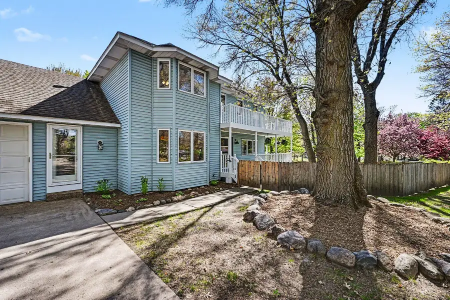 15455 University Avenue Ne, Ham Lake, MN 55304 - #2