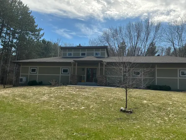 13683 47th Street N, Stillwater, MN 55082