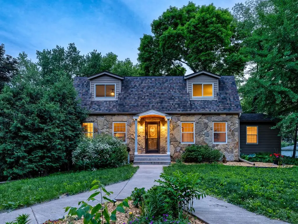 481 Desnoyer Avenue, Saint Paul, MN 55104 - #1