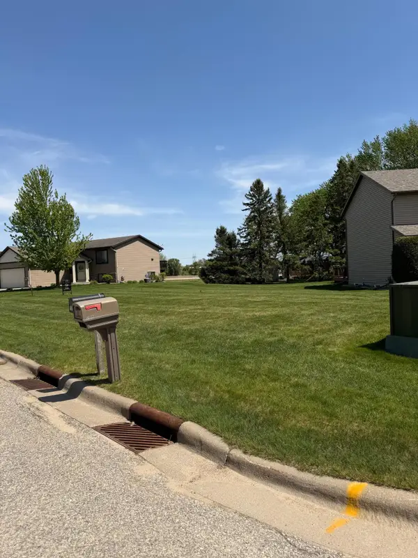 264 Eagle Lane, Zumbrota, MN 55992