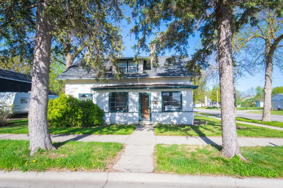 402 Maple Street, Sauk Centre, MN 56378 - #2