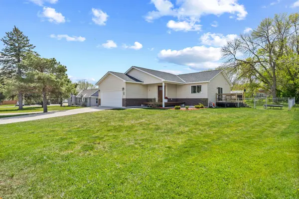 640 3rd Street Se, Cokato, MN 55321