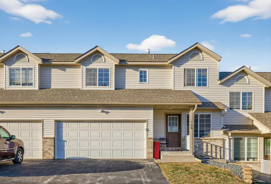 746 Baylee Place Sw, Pine Island, MN 55963 - #2