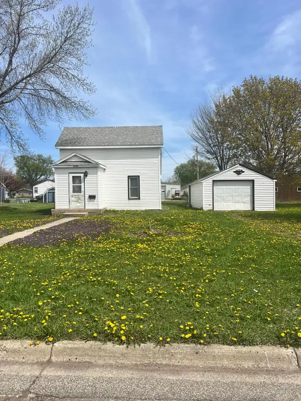 316 Central Avenue, Madison, MN 56256