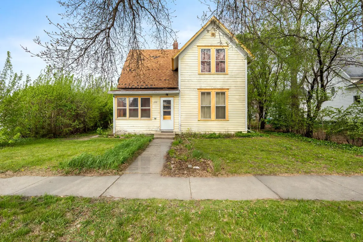222 Langer Avenue N, Casselton, ND 58012 - #1