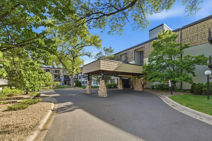183 Little Canada Road E #305, Little Canada, MN 55117 - #2
