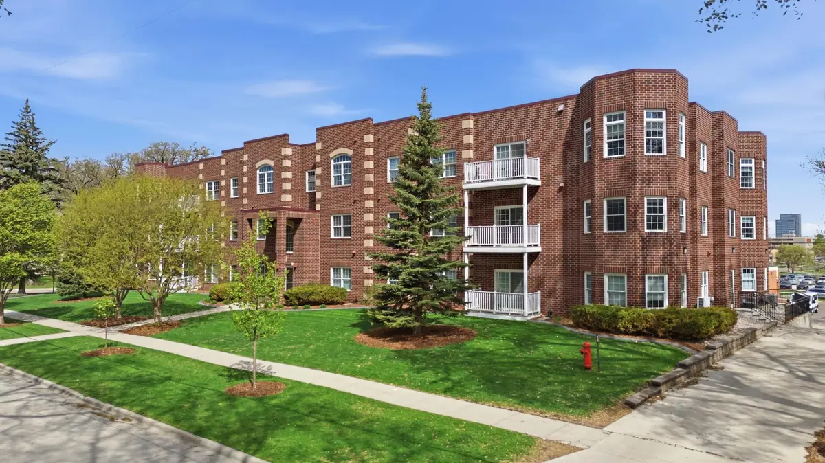 385 7th Avenue S #Unit 104, Fargo, ND 58103 - #1