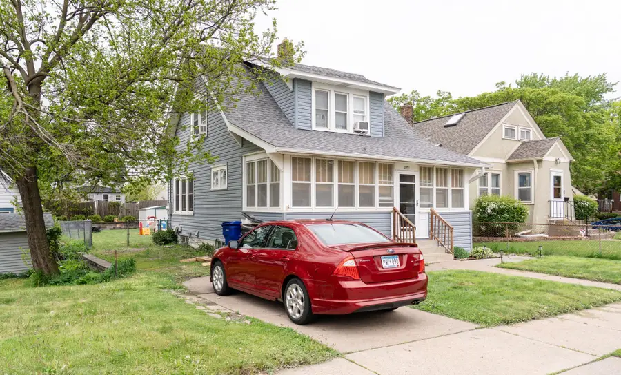 1051 Virginia Street, Saint Paul, MN 55117 - #3