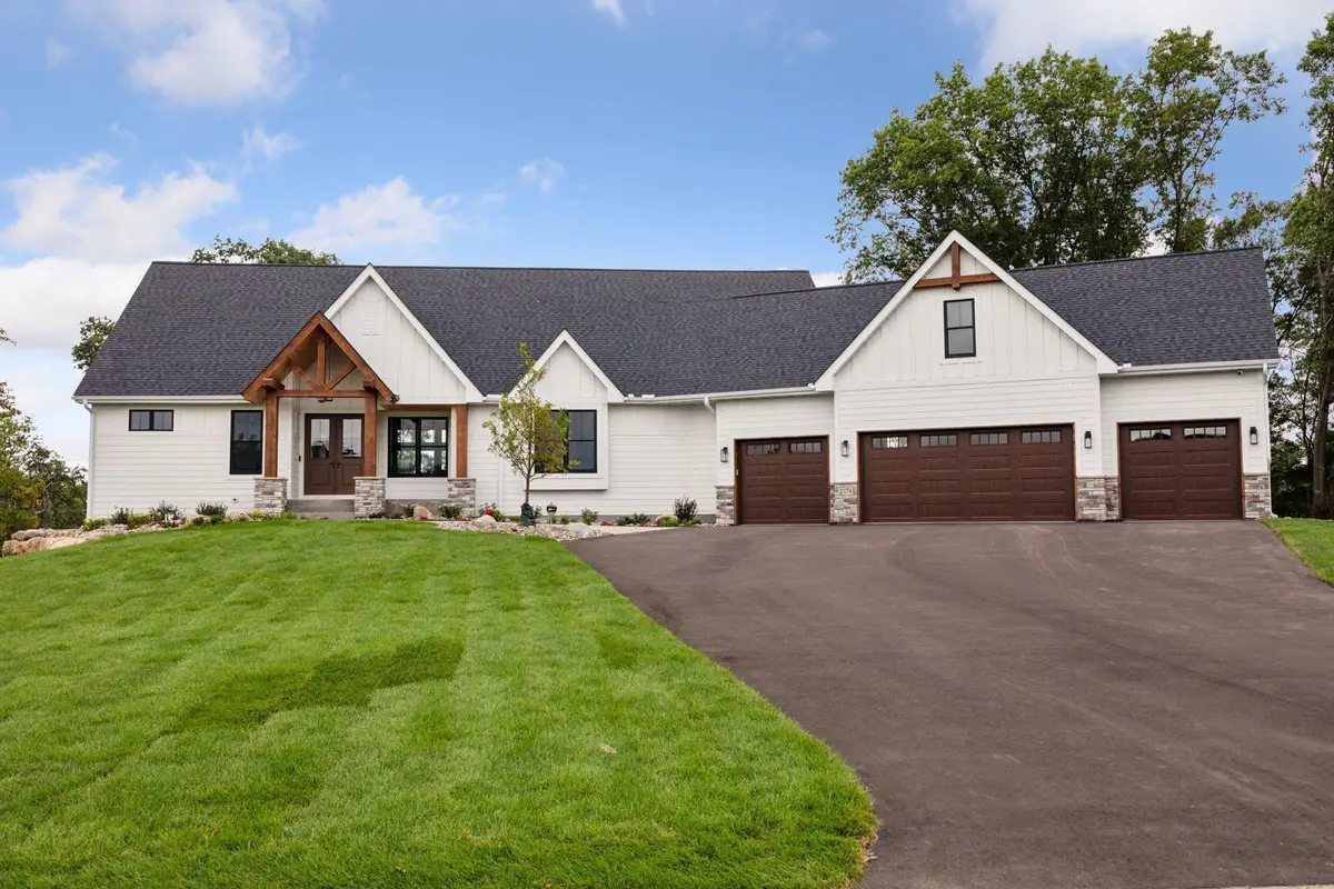2374 Swedish Drive Ne, Ham Lake, MN 55304 - #1