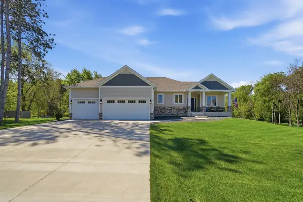 25155 Glen Road, Excelsior, MN 55331