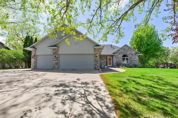 15002 Avocet Street Nw, Andover, MN 55304