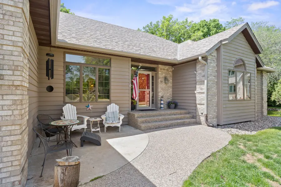760 Colorado Court Nw, Hutchinson, MN 55350 - #2