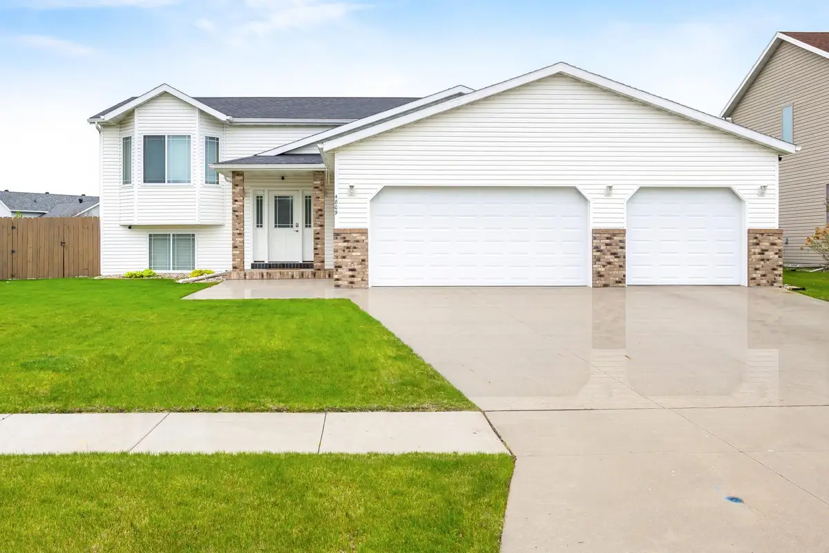 4809 43rd Street S, Fargo, ND 58104 - #1