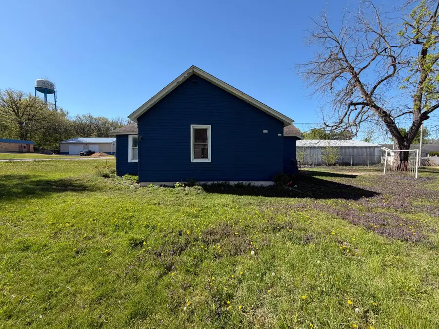 321 Rice Street S, Kasota, MN 56050 - #2