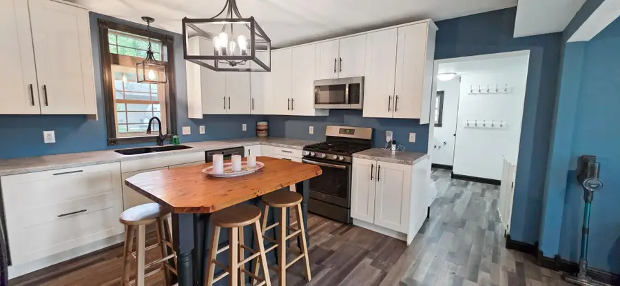 214 Front Street E, Redwood Falls, MN 56283 - #3