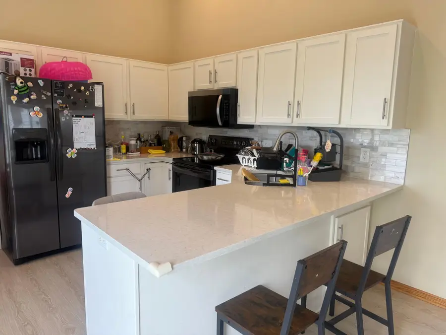 834 Wescott Square, Eagan, MN 55123 - #2