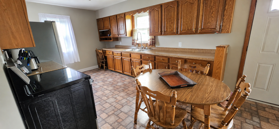 913 E Elm Street, Redwood Falls, MN 56283 - #2