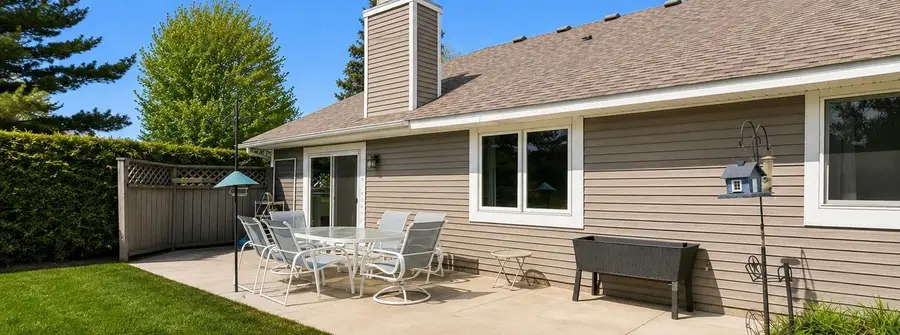 5690 Dunlap Avenue N, Shoreview, MN 55126 - #3